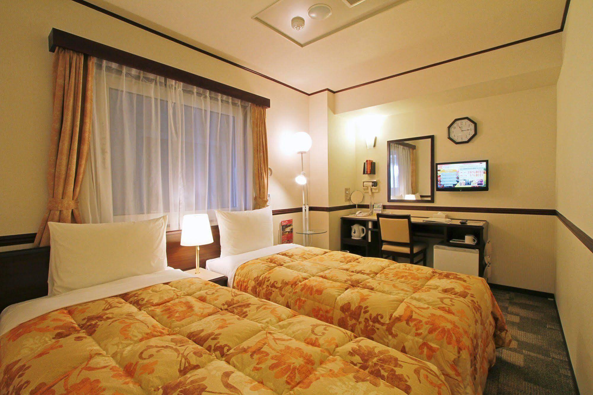 Toyoko Inn Tokyo Seibu Ikebukuro Sen Higashi Kurume Eki Nishi Guchi Экстерьер фото